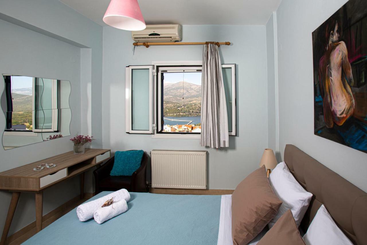 Antigone Apartments Argostoli 外观 照片